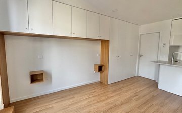 Property slide 9