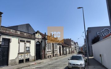 Property slide 14