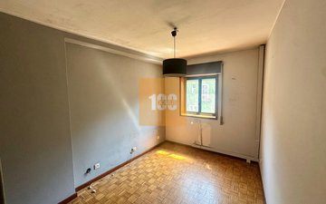Property slide 22