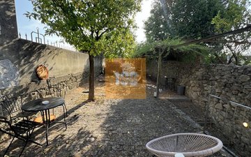 Property slide 39