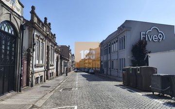 Property slide 18