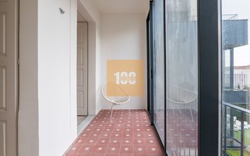 Property slide 10