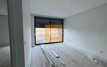 Property slide 21
