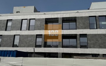 Property slide 32