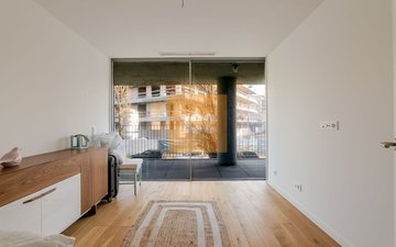 Property slide 19