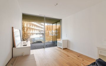 Property slide 20