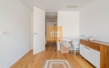 Property slide 25
