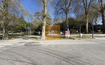 Property slide 20