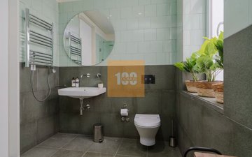 Property slide 22