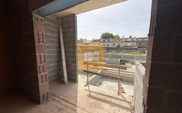 Property slide 21