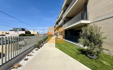 Property slide 8