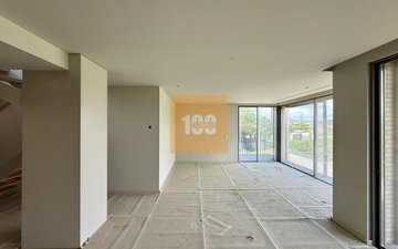 Property slide 22