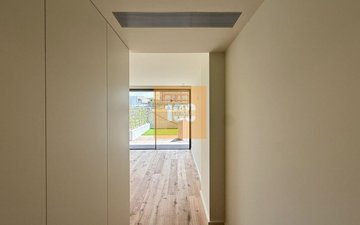 Property slide 18