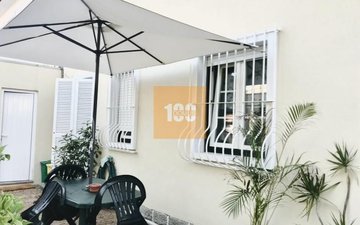 Property slide 10