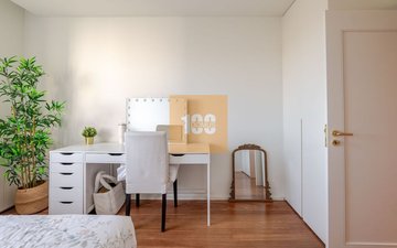 Property slide 22