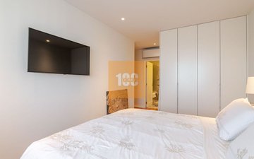 Property slide 24