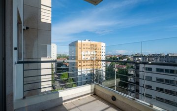 Property slide 35