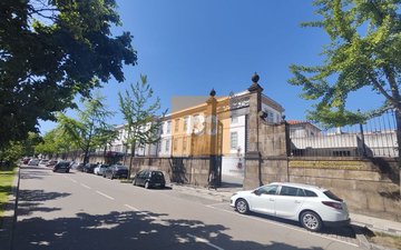 Property slide 25