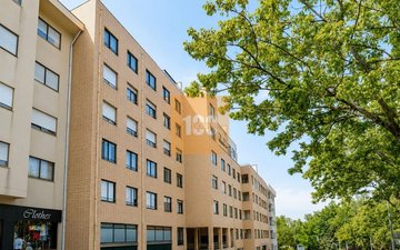 Property slide 15