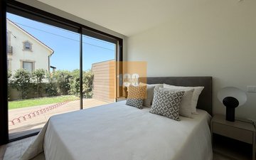 Property slide 20