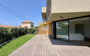 Property slide 25