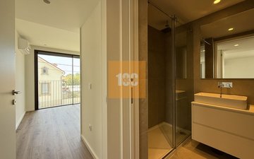 Property slide 20