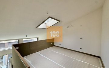 Property slide 18
