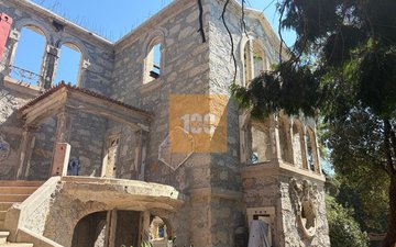 Property slide 16