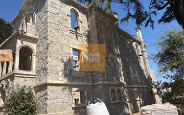 Property slide 17