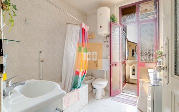 Property slide 14