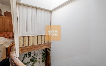 Property slide 21