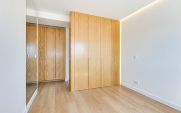 Property slide 19