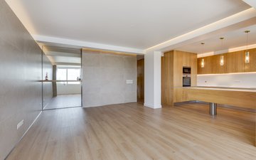 Property slide 32