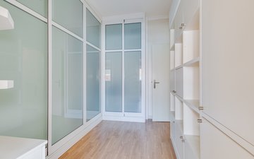 Property slide 20