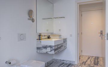 Property slide 17
