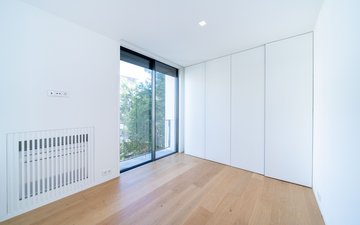 Property slide 21