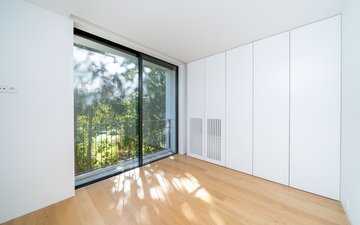 Property slide 25