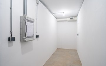 Property slide 39