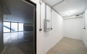 Property slide 40