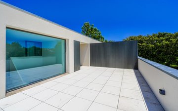 Property slide 51