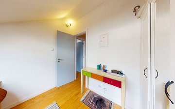 Property slide 23