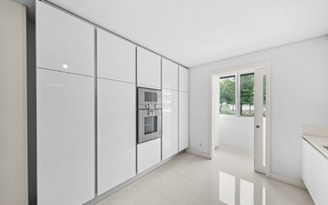 Property slide 7
