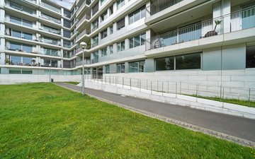 Property slide 16