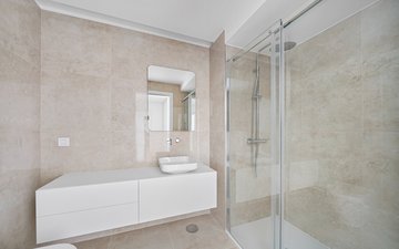 Property slide 17