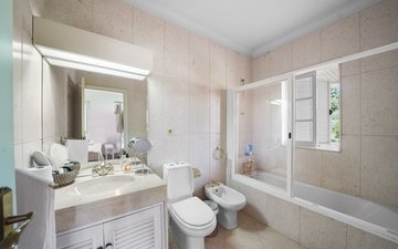 Property slide 19