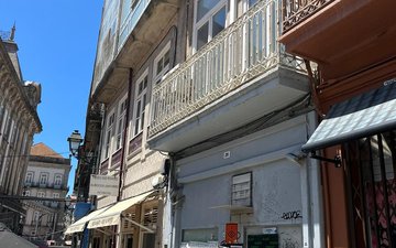 Property slide 18