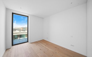 Property slide 22