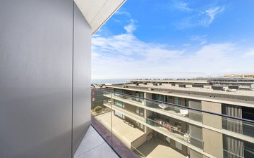 Property slide 25