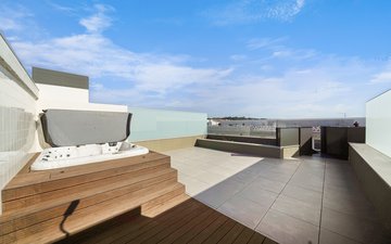 Property slide 48