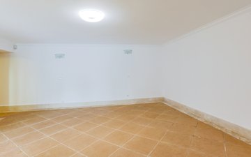 Property slide 38